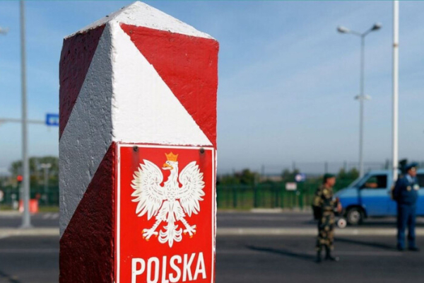Польща посилює військові дії вздовж кордону з РФ: керівництво країни зробило низку заяв